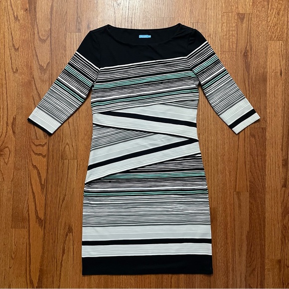 J. McLaughlin Dresses & Skirts - J. McLaughlin Nicola Tiered Striped Catalina Cloth Dress size S